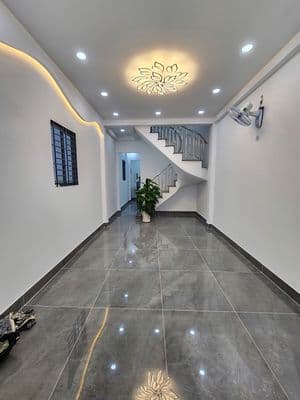 Nhà mới đường hiệp thành 17, hxh, gần bến xe buýt hiệp thành
