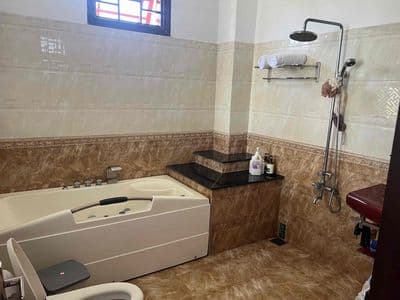 Cho thuê nhà 2 tầng 3PN ngay chợ Hoà Xuân đường Lỗ Giáng 1