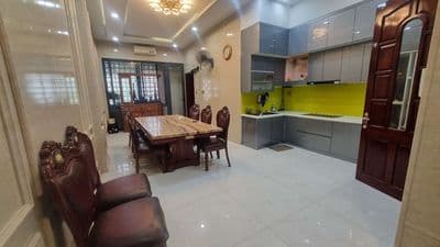 Nhà full nội thất 3pn 5wc thiết kế hiện đại có máy rửa bát 2 pk