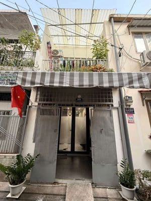 Nhà cần bán