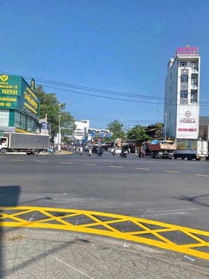 cho thuê nhà mặt tiền góc ngã tư 3/2 và trần hoàng na tp cần thơ