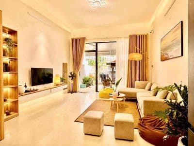 Khu gần biển tân trà nhà sân vườn đẹp 3pn
