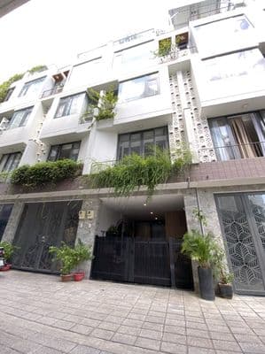 Bán nhà khu VIP, Trệt + 3 Lầu, Quận 6