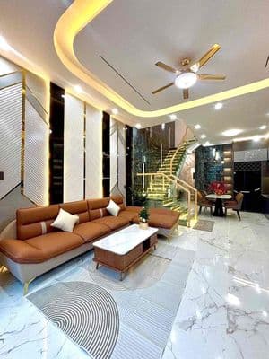 Cho thuê nhà mới hoà xuân, 3pn, giá 23tr