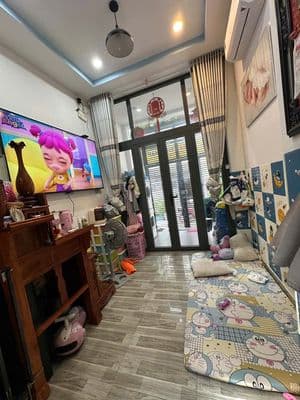 Nhà HXH Nguyễn Văn Lượng, Gò Vấp, 3 tầng chỉ 4 tỷ hơn