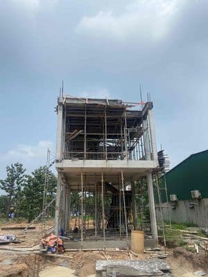 Bán nhà phố 3 tầng có 3 mặt tiền thoáng mát ngay gần siêu thị eaon tp