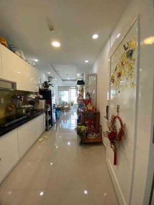 Giảm 100 triệu bán căn hộ 2PN giá 3.250 tỷ có ban công có sổ hồng