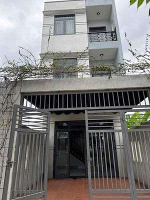 Cho thuê nhà nguyên căn mt đường