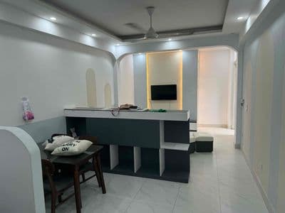 Nhà 4 tầng 60m2 có sân riêng