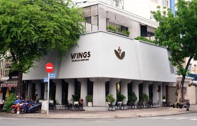 Cho thuê nhà 2 mặt tiền đường lý chính thắng, quận 3. dtsd: 190m2