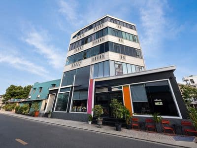 Bán nhà mặt tiền Hồ Biểu Chánh, P,4, Q.8, 111.4m², 12PN, có thang máy
