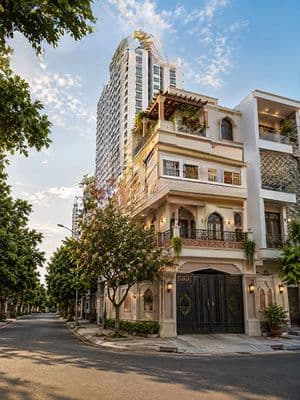 Bán nhà 6x20m, căn góc 2 mặt tiền đường số Tạ Quang Bửu, P,5, Quận 8.