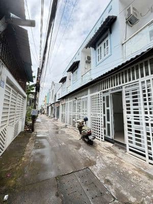 cho thuê nhà lầu mới đẹp hẻm hẻm 388 Nguyễn Văn Cừ - có 1 máy lạnh