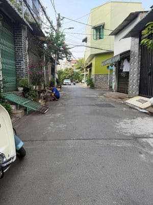Hẻm xe hơi - ngang 4,1m - nhà mới dọn vào ở ngay