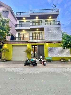 Cho thuê biệt thự full nội thất sát siêu thị Aeonmall dt 10*20m