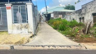 Bán đất hẻm 05 Hoàng Văn Thái, có nhà trọ, hẻm ô tô thông