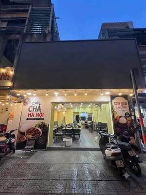 Ngang 6m, mặt tiền suốt, lề rộng, vị trí đẹp số 63 hồ hảo hớn quận 1