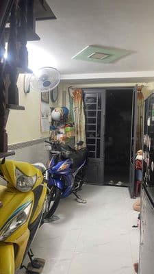 Bán nhà bé xinh 15m2