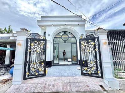 Nhà Mới Mái Hộp 5 x 16m Ngay Ngã Ba Mỹ Lộc - Sổ Hồng Hoàn Công Giá Rẻ