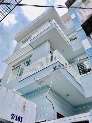 Cho thuê nhà nguyên căn 1 trệt 3 lầu full nội thất