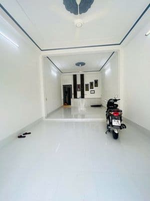 Nhà cho thuê trệt 1 lầu, vị trí đầu khu kdc hưng phú,cần thơ | 9 triệu