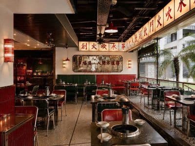 Góc 2mt trường sơn - hương giang q10, 200m², giá 73tr !