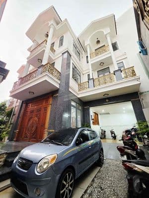 MT 15m có Thang Máy, 4 tầng , Hoàng Lê Kha, 800m2.