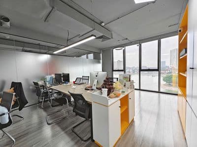 Cho thuê sàn văn phòng Nguyễn Xiển full nội thất cao cấp view hồ