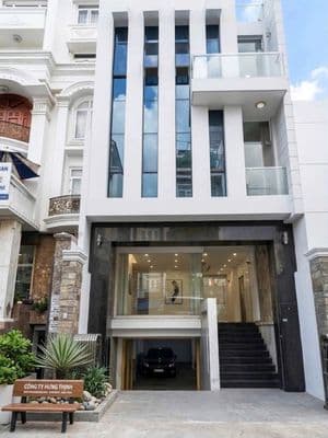 Cho thuê nhà mặt tiền có hầm 21B Trần Nhật Duật, Tân Định, Quận 1