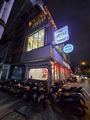 2 Mặt tiền cực thu hút ánh nhìn kinh doanh sầm uất Trường Sa Quận 3