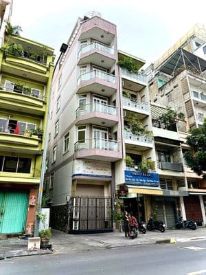 Cho thuê mặt tiền DT:4X20M đường Ký Con, Phường Nguyễn Thái Bình,Quận1