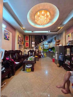Bán nhà Cầu Giấy 40m2, 4 tầng, hơn 9 tỷ