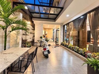 Cho thuê nhà đẹp 3 tầng - 3PN, full nội thất cao cấp MT Đỗ Nhuận