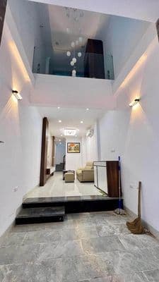 Bán nhà đẹp 82 Kim Mã, Ba Đình, có thang máy, full nội thất