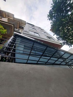 Bán nhà 7 tầng mặt tiền khủng phố Ngọc Lâm, Long Biên, full nội thất