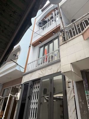 Nhỉnh 5 tỷ có ngay nhà đẹp, mới ngay khu vực quận 5