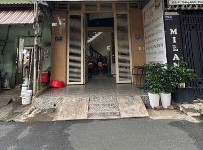 Cho thuê mặt bằng trệt nhà phố đối diện chung cư Cityland P10, Gò Vấp