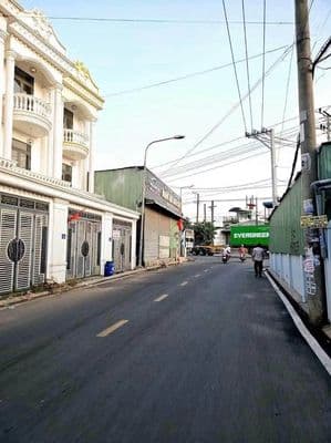 Nhà mặt tiền Dĩ An 82m² giá 4.99 tỷ