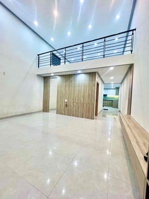 Nhà sát chợ và biển,kiệt Nguyễn Chánh,siêu to thoáng