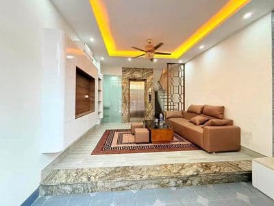 Nhà 6 tầng thang máy Ba Đình, full nội thất, 9 tỷ