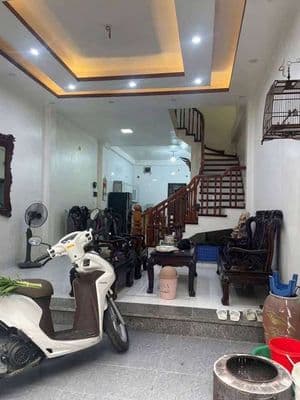 Cho thuê nhà bắc cầu – mặt phố – 60m² – 4pn – full đồ – 9tr
