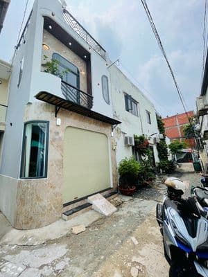 Nhà đẹp hẻm xe hơi đậu cửa – giáp phú nhuận - sân thượng - pn trệt