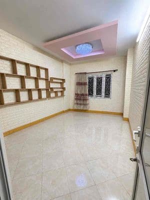 Cách mạng tháng 8- đất thánh- q 10-tân bình – 4pn