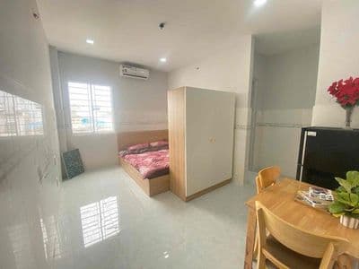 Căn hộ mini cửa sổ Thang máy mặt tiền kế cầu Chữ Y gần Sư Phạm Sài gòn