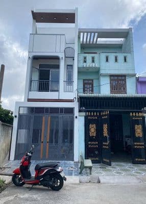 Nhà 1 trệt 2 lầu khu dân cư Phú Hòa 2, TDM, Bình Dương