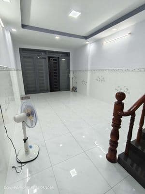 Nhà 2 tầng, 85m2(4x11) dtsd, hxh 5m thông, Lê Văn Quới, giá chỉ 3.x Tỷ
