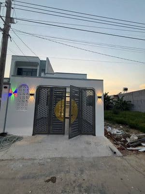 Nhà đẹp 5x21, 2PN, sân ô tô, 1.8 tỷ, Tân Định, Hòa Lợi