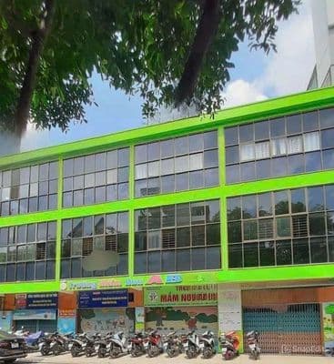Cho thuê nhà nguyên căn căn mặt tiền đường nguyễn xuân khoát tân phú.