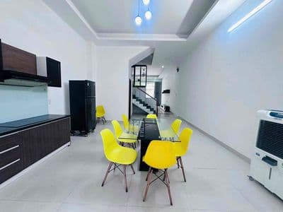 142 cho thuê nhà 3 tầng kđt đa phước