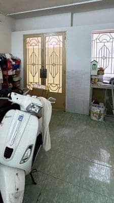 Cho thuê nhà nội thất cơ bản sạch sẽ